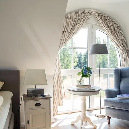 Schilfrohrsaenger 61 *